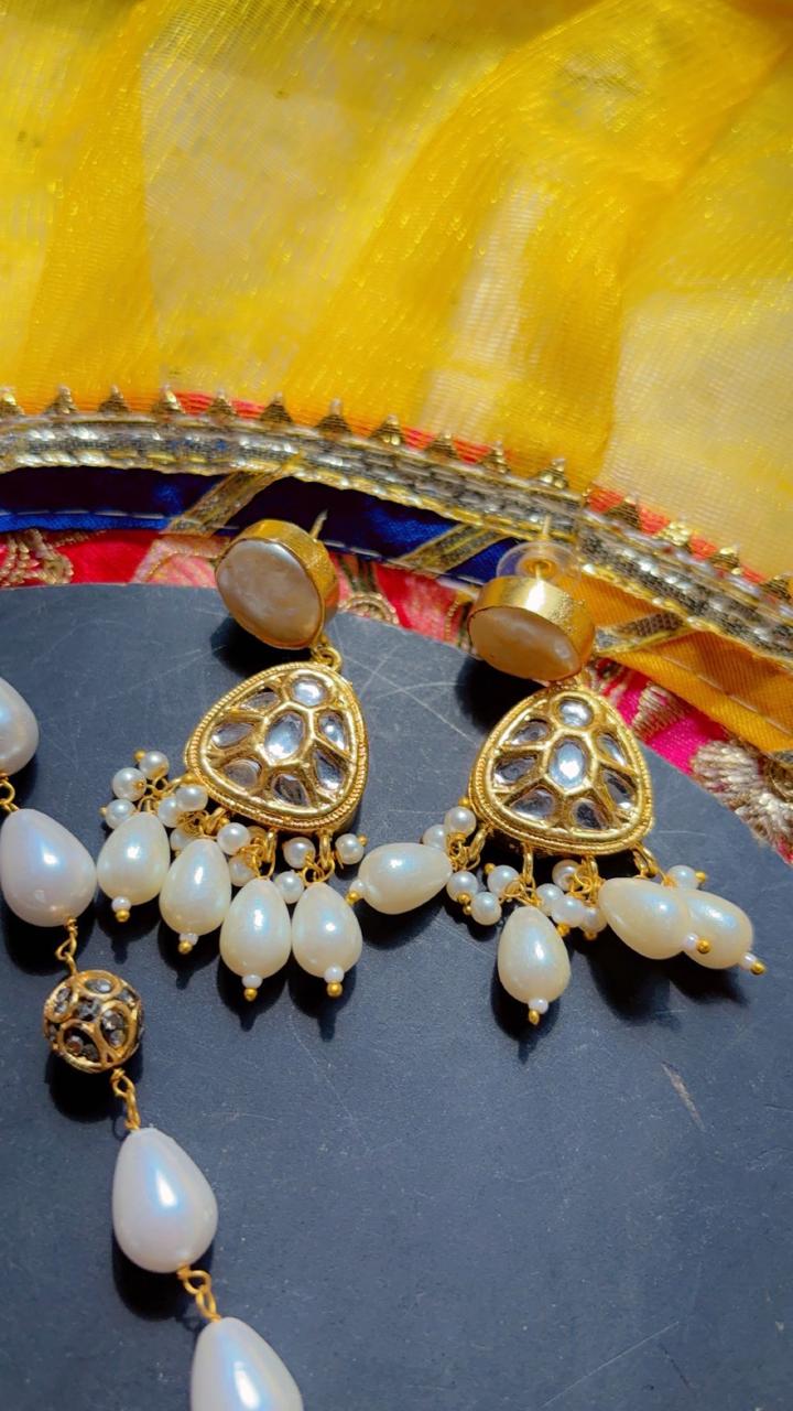 Noorani Kundan Set
