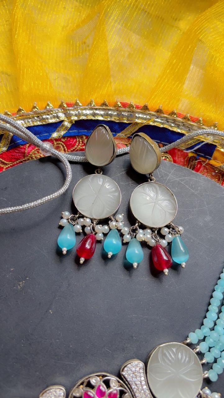 Meher Hand-Carved Choker Set