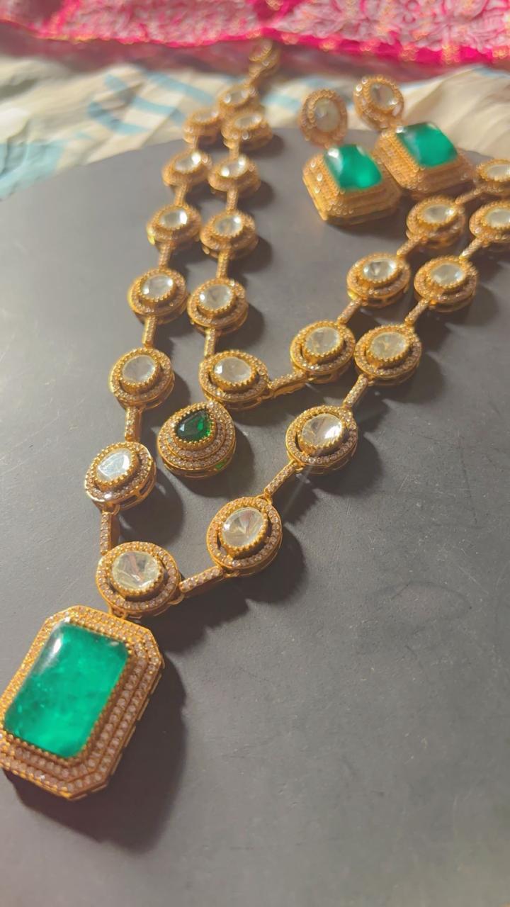 Emerald Dynasty Necklace Set