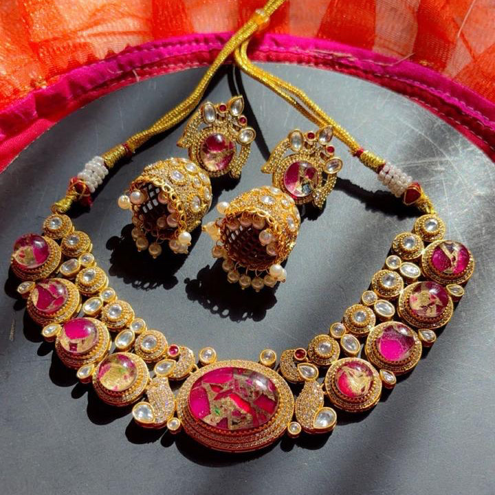 Rasrang Choker Set