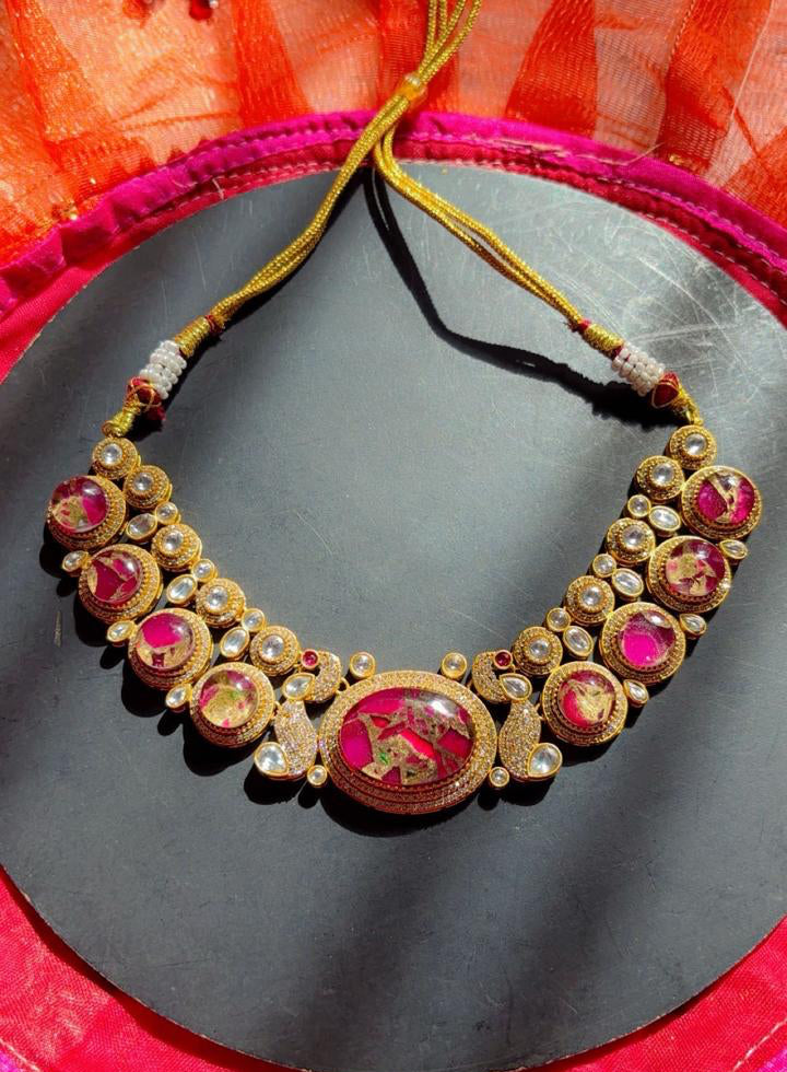 Rasrang Choker Set