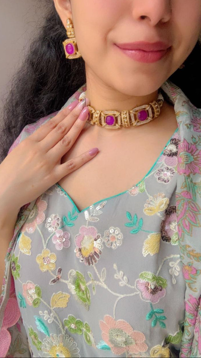Mira Choker Set.